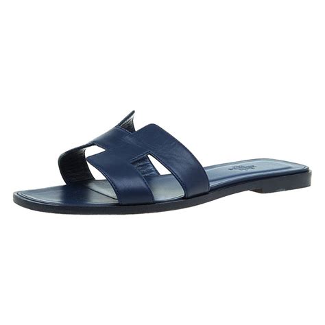 hermes oran navy|The Hermès Oran Sandals Celebrities Will Never Part .